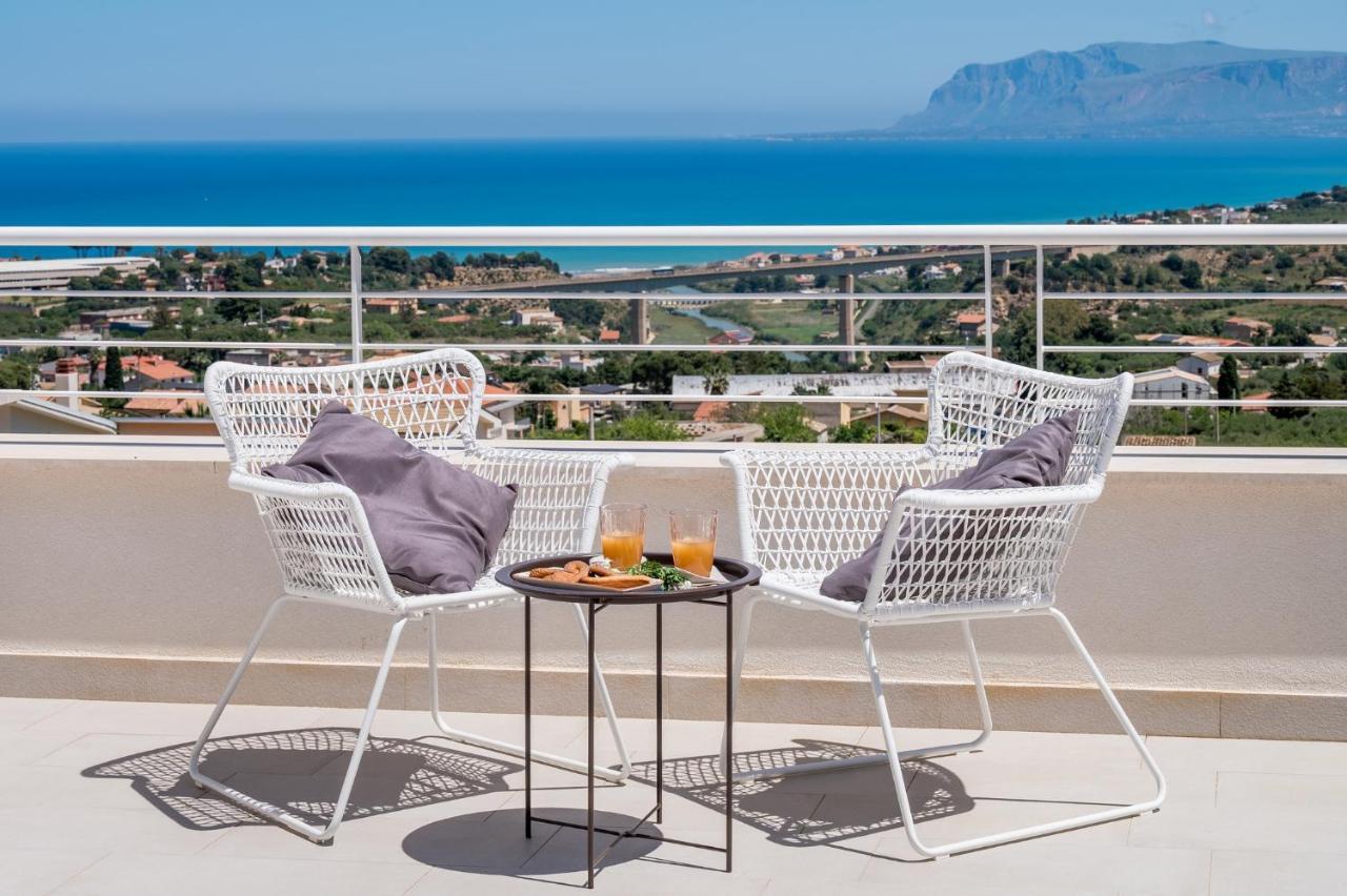 Maria Con Piscina E Vista Mare Villa