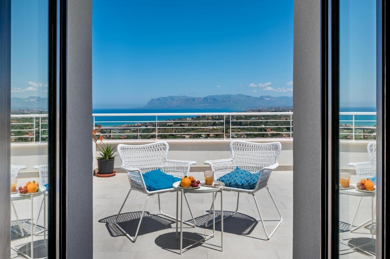 Villa Maria Con Piscina E Vista Mare *